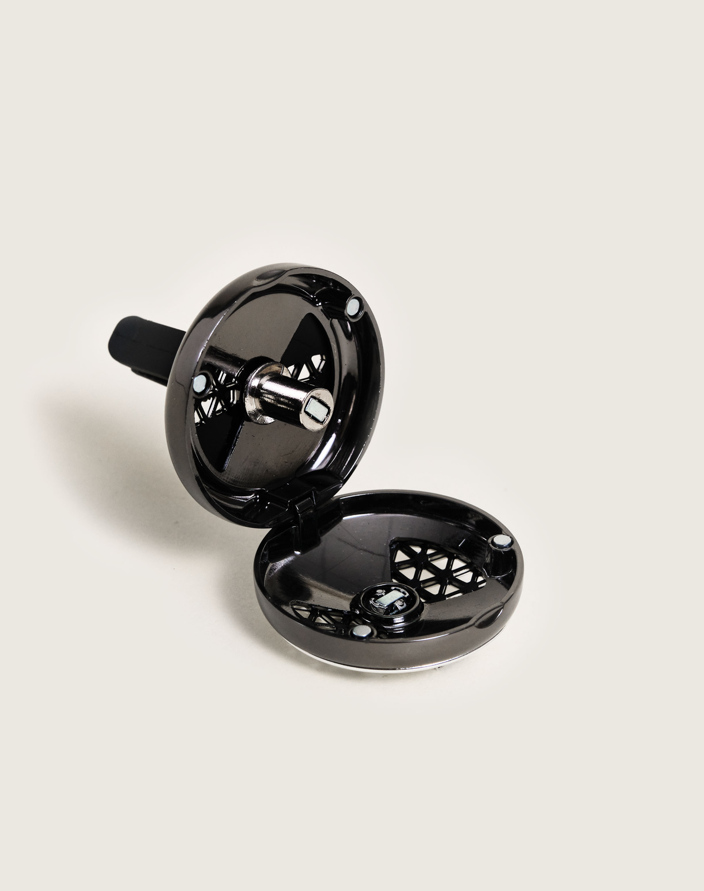 Mystic Leather Evanescence Car Diffuser