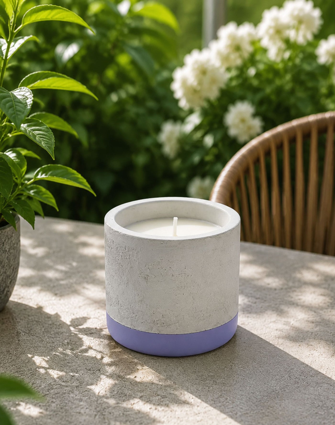 Concrete Lavender Citronelle Scented Candle