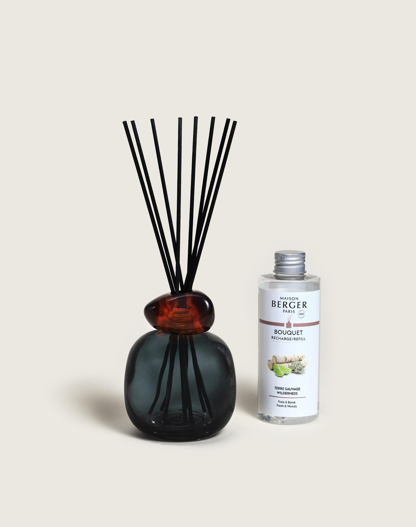 Mineral Black Wilderness Scented Bouquet Gift Set